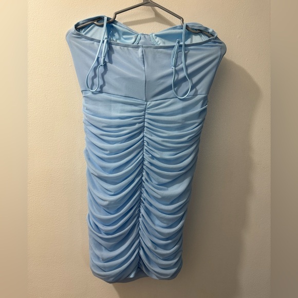 Ruched body con dress size L NWT - Picture 3 of 5